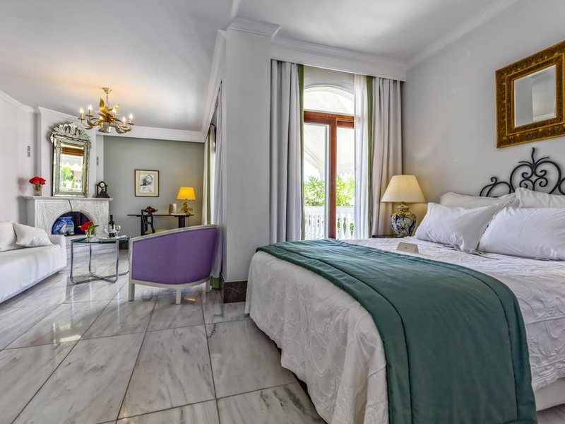 Danai Beach Resort & Villas 249732