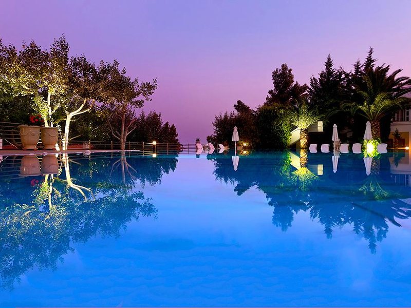 Danai Beach Resort & Villas 249744