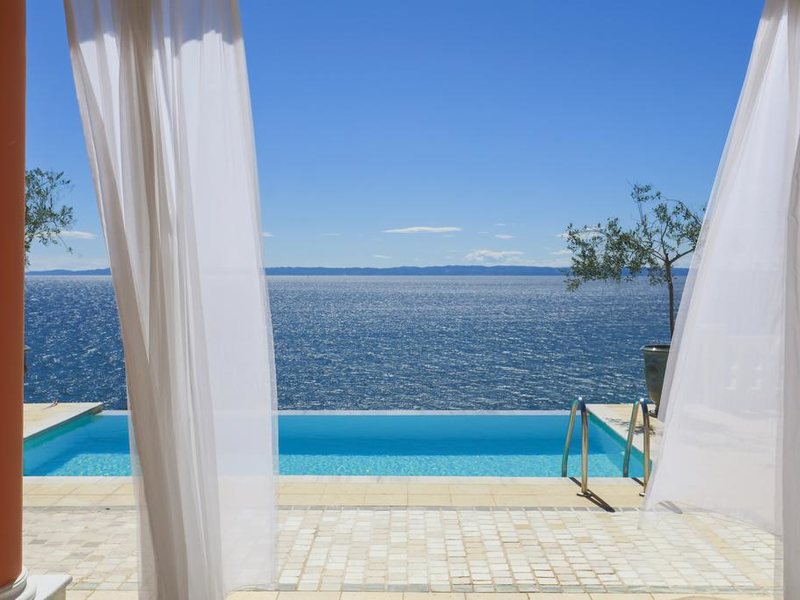 Danai Beach Resort & Villas 249748