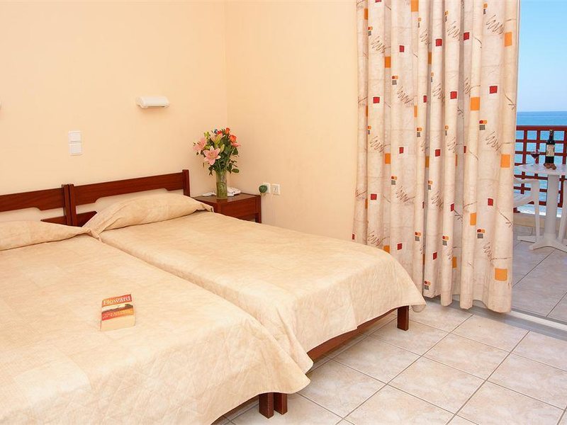 Danaos Beach Apartments 96557