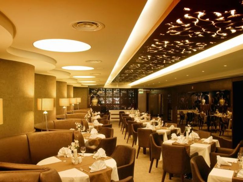 Dark Hill Hotel 68758