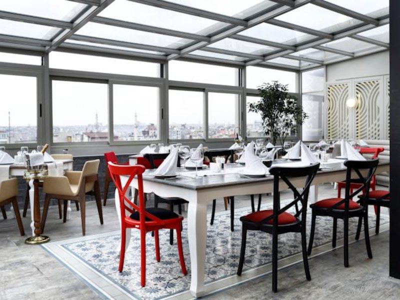 Dark Hill Hotel 68766
