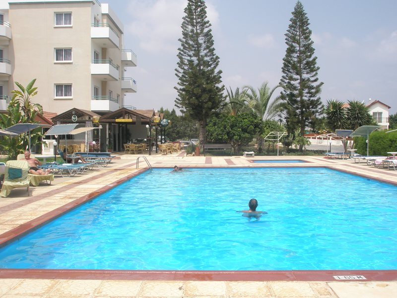 Debbi Xenia Hotel Apts 100473