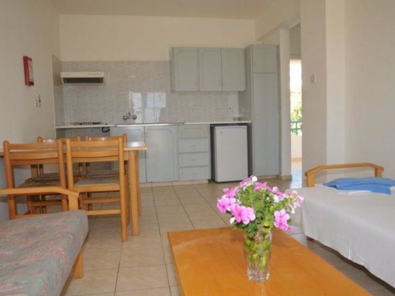 Debbi Xenia Hotel Apts 115952