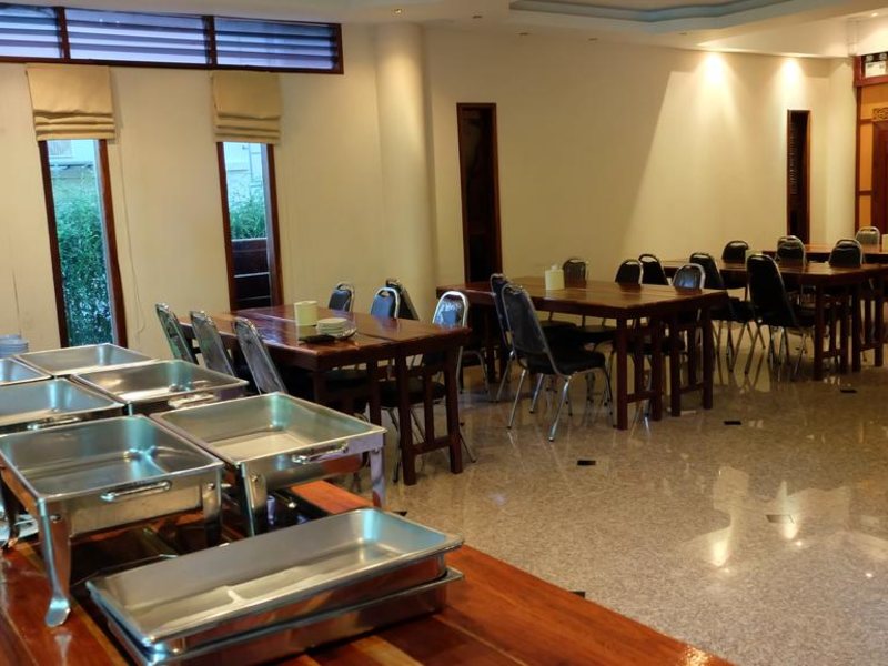 Deeden Pattaya Resort 222527