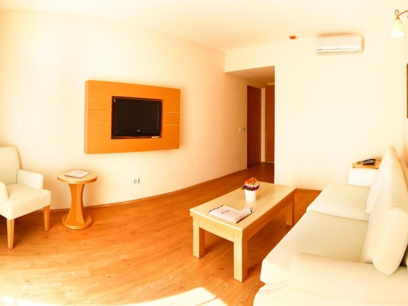 Del Mare Boutique Hotel  (ех 182999