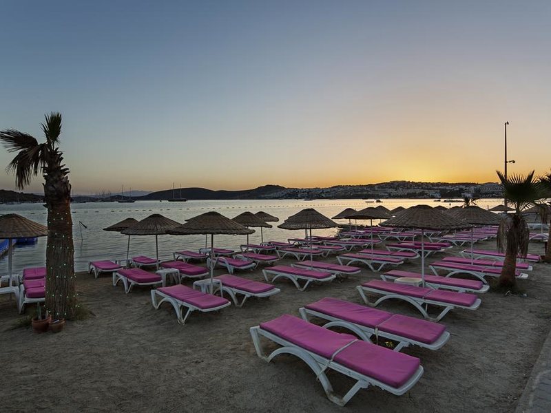 Del Mare Boutique Hotel  (ех 183000