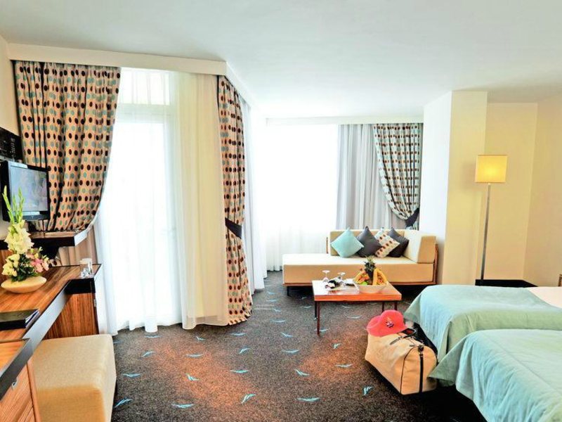 Delphin BE Grand Resort (ех 72481