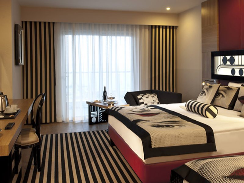 Delphin Imperial Lara 40303