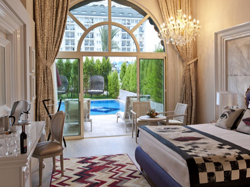 Delphin Imperial Lara 40304