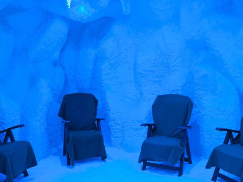 Delphin Imperial Lara 40311