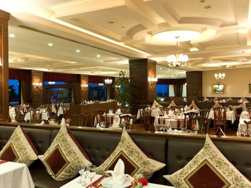 Delphin Palace Deluxe Collection 73440