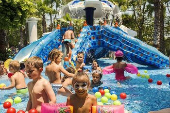 Delphin Palace Deluxe Collection