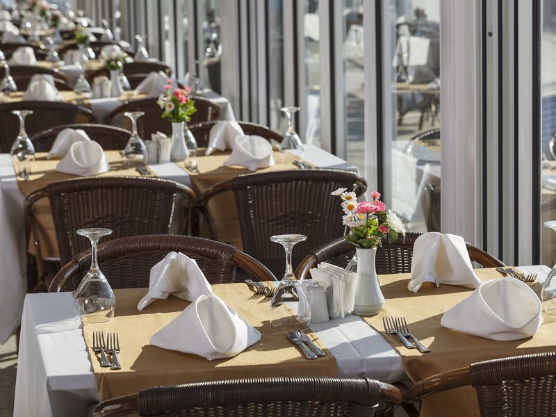 Delta Hotel by Marriott ( ех 274444