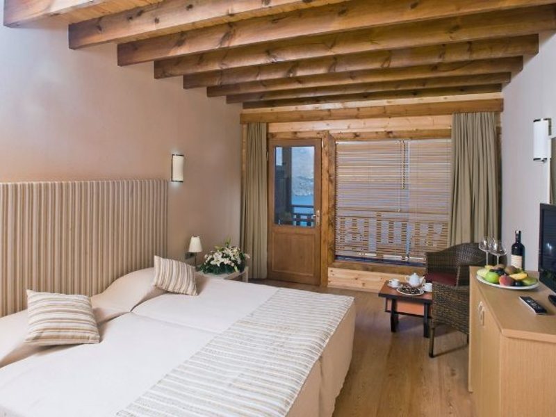 Delta Hotel by Marriott ( ех 40349