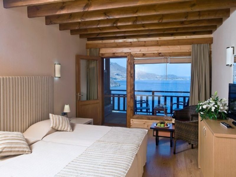 Delta Hotel by Marriott ( ех 40352