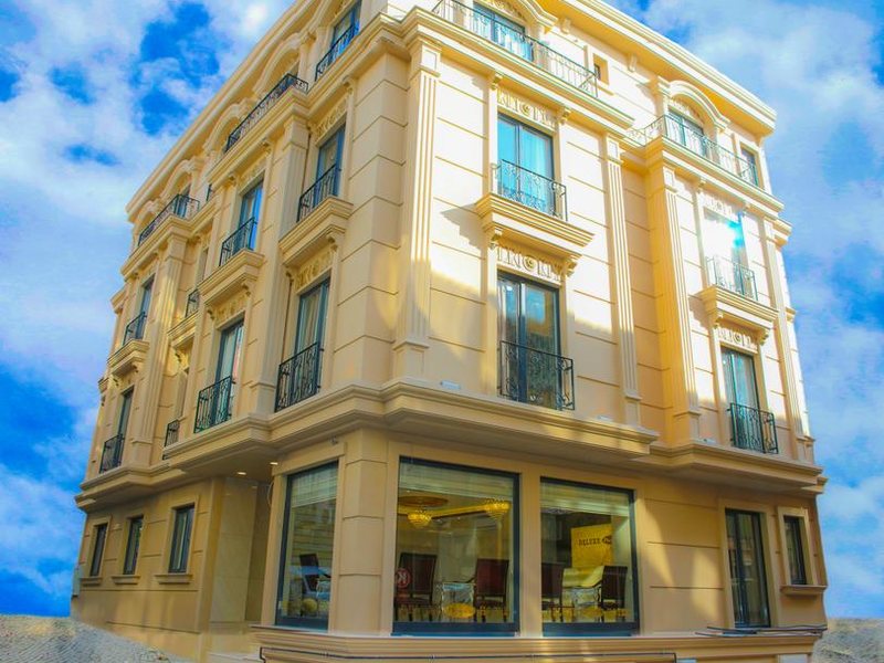 Deluxe Newport Hotel 279614