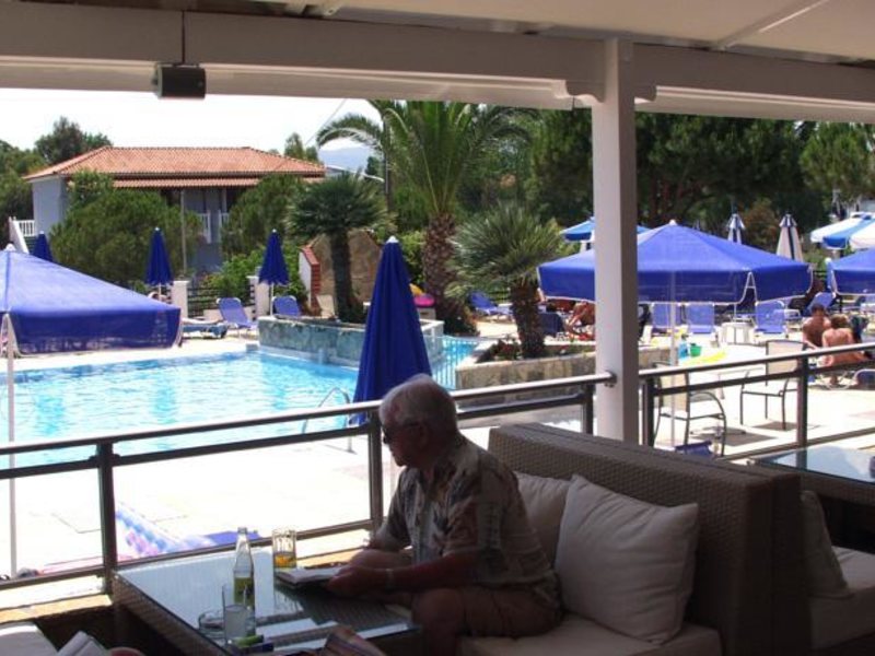 Dennys Inn Hotel 305821