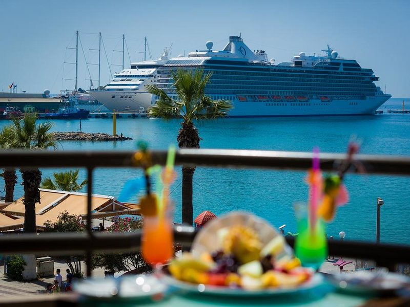 Derici Hotel  281547