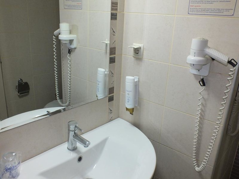 Derici Hotel  281553