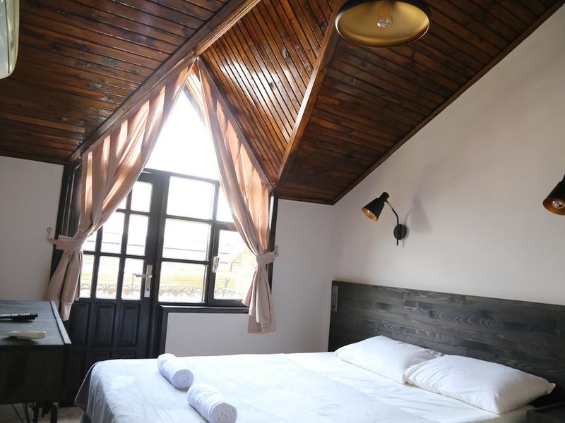 Derin Luxury Hotel  301611