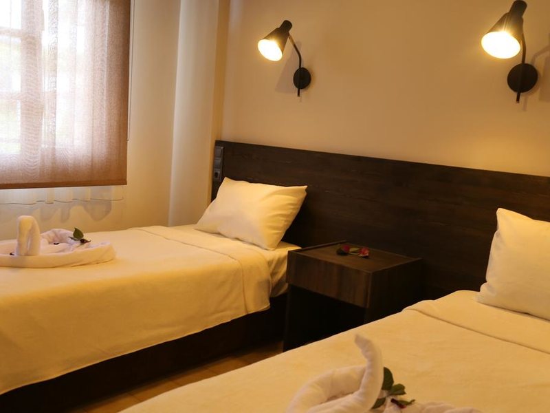 Derin Luxury Hotel  301616