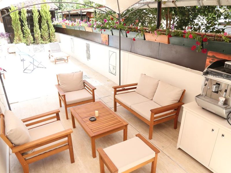 Derin Luxury Hotel  301626