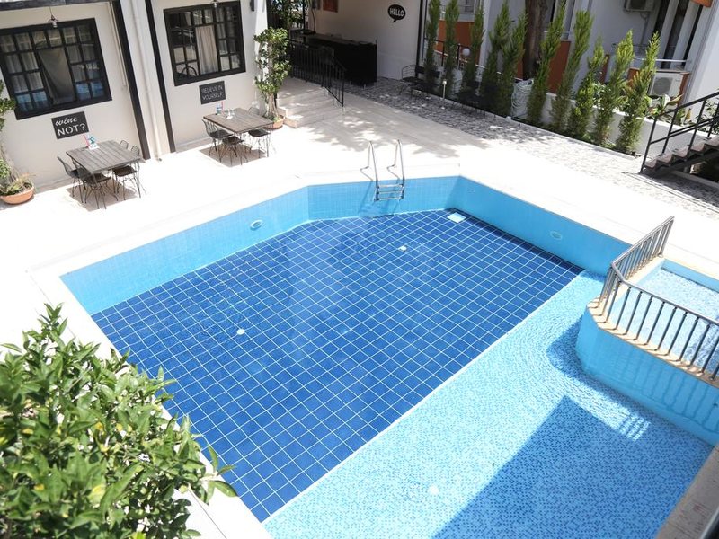 Derin Luxury Hotel  301628