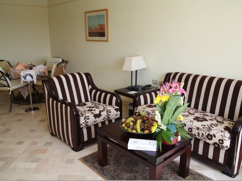 Dessole Royal Rojana Resort  123125