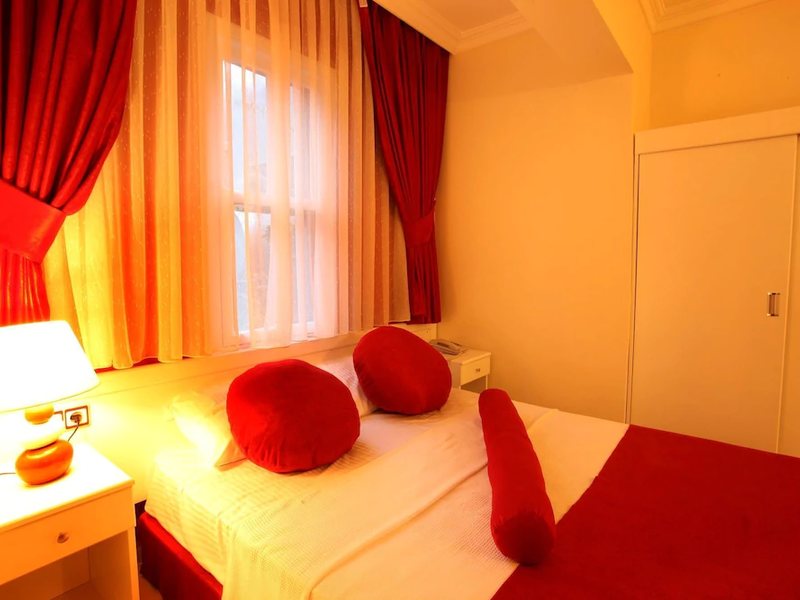 Destina Hotel 279650