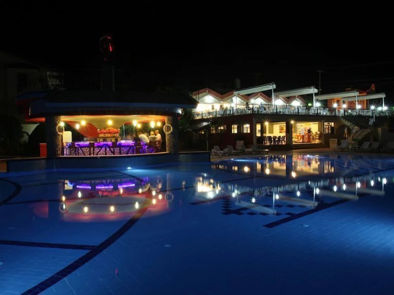 Destina Hotel 279652