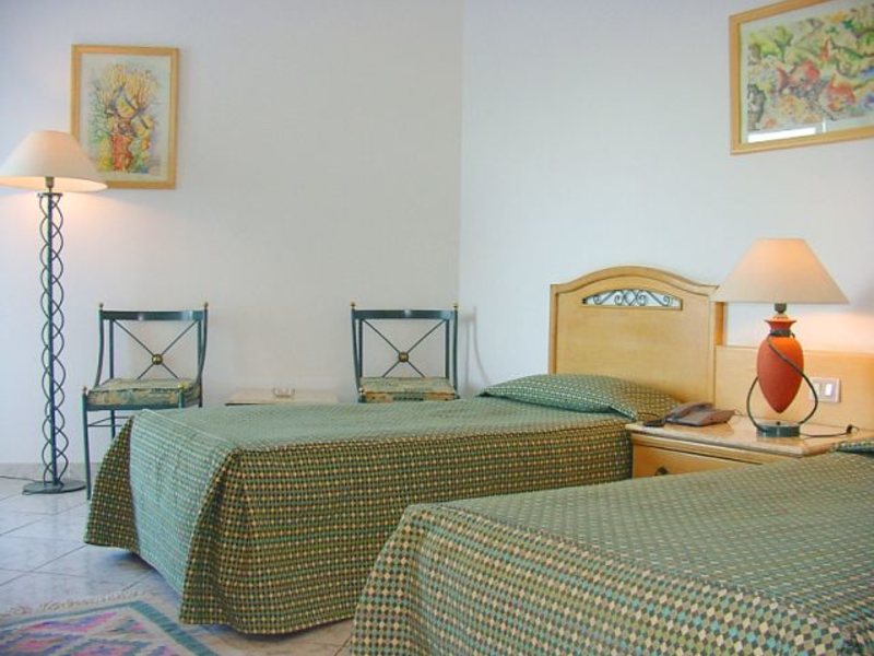 Dexon Roma Hotel (ex 35515
