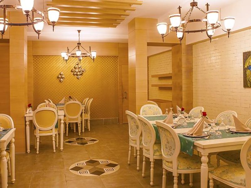 Diamond Beach Hotel 73700