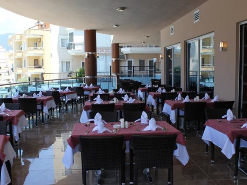 Diamond Hill Resort  159901