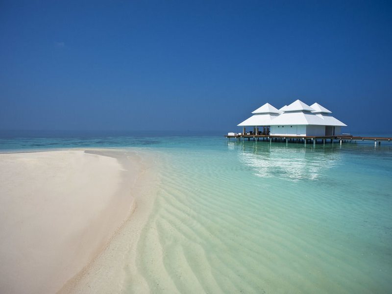 Diamonds Athuruga Maldives 134521