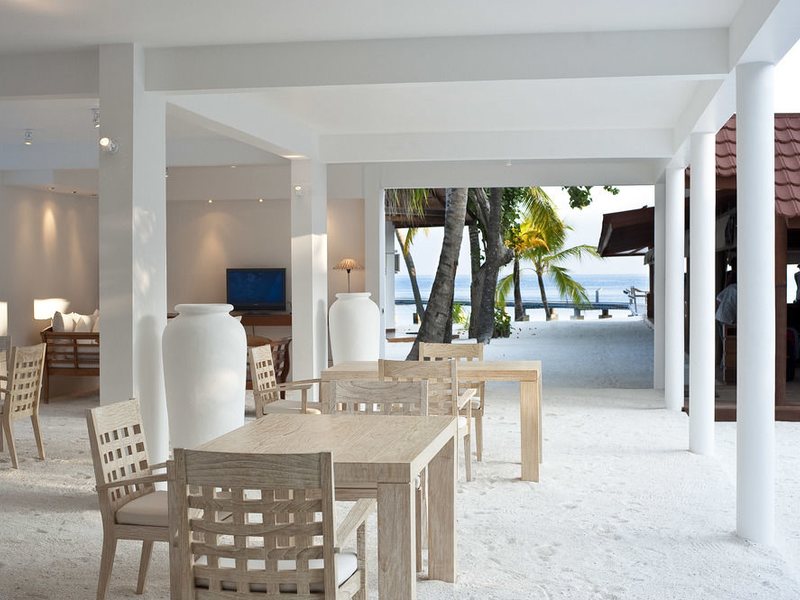 Diamonds Athuruga Maldives 134525