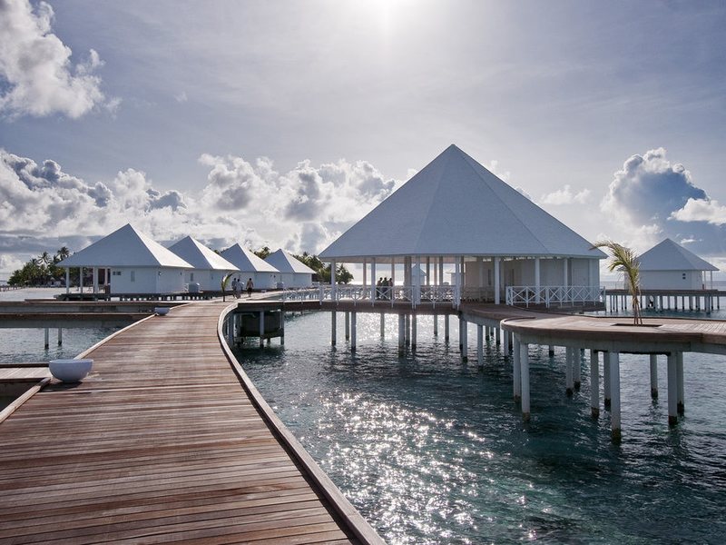 Diamonds Thudufushi 134550