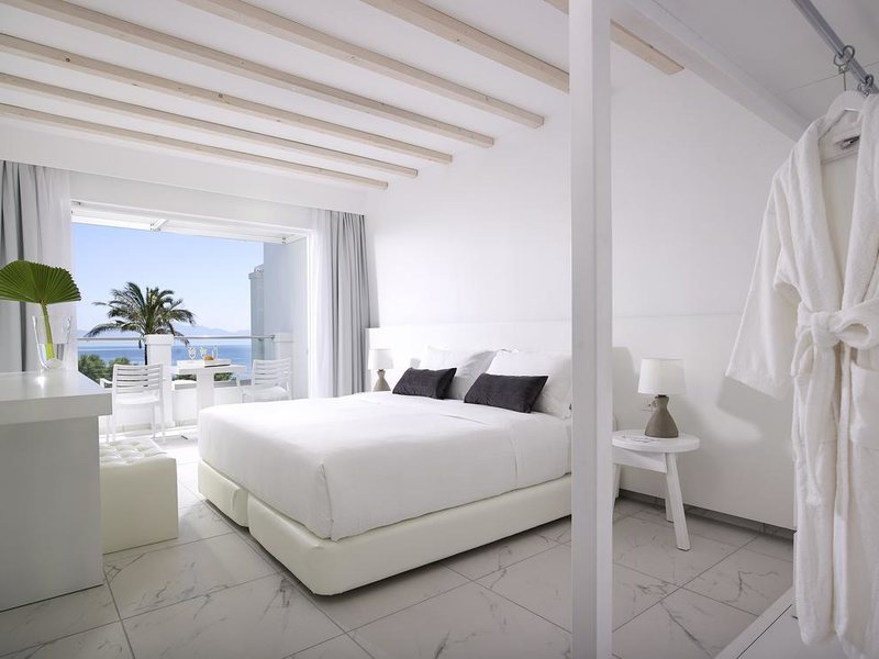 Dimitra Beach Hotel 255099