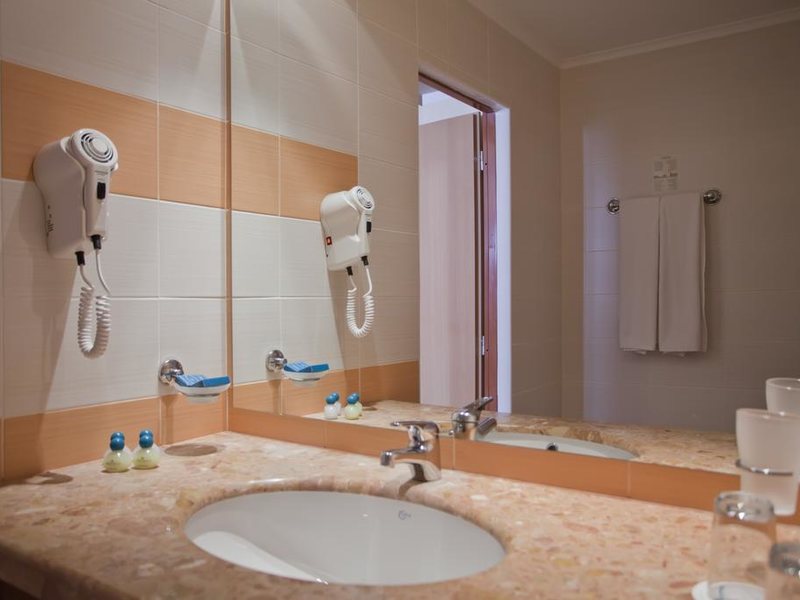 Dit Evrika Beach Club  170416