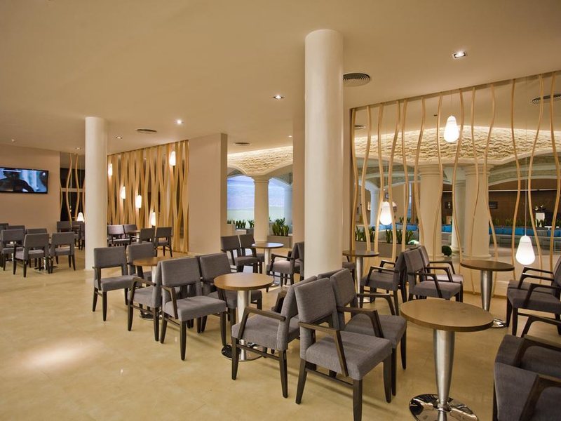 Dit Evrika Beach Club  170438