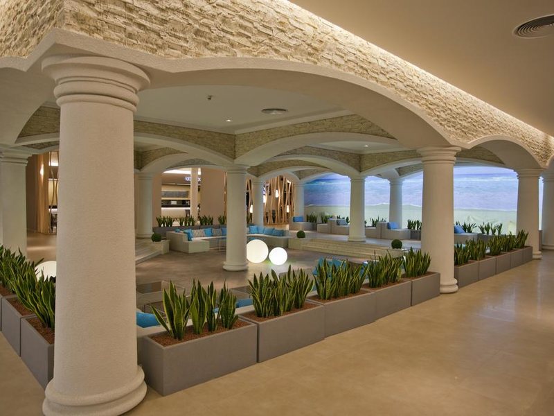 Dit Evrika Beach Club  170441