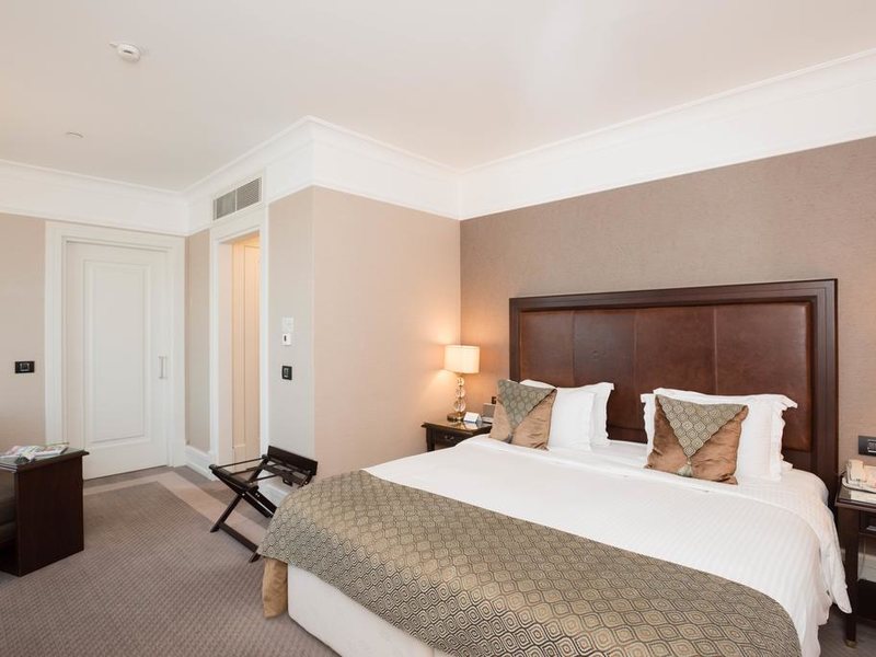 Divan Asia Hotel 279692