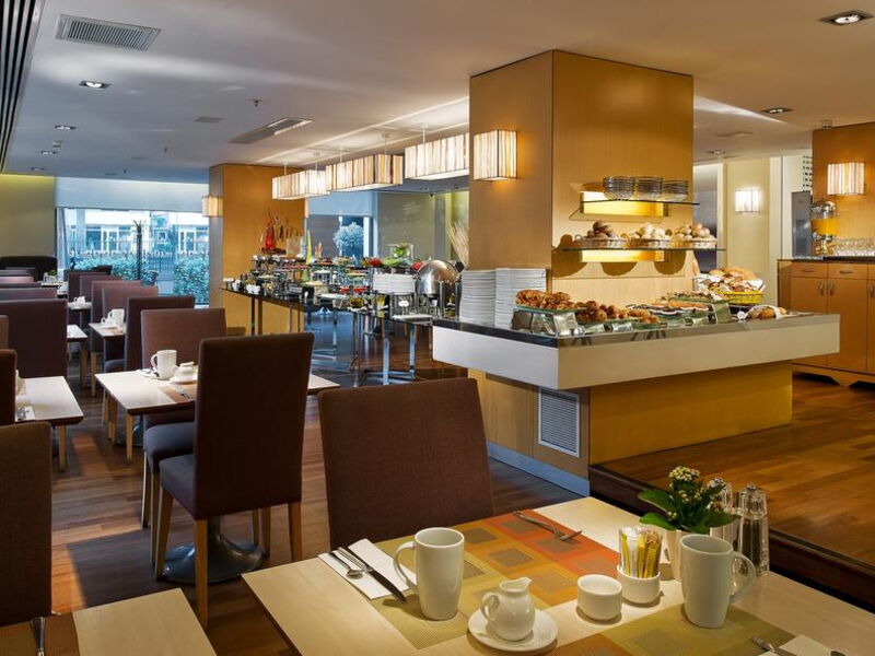 Divan Istanbul City 185112