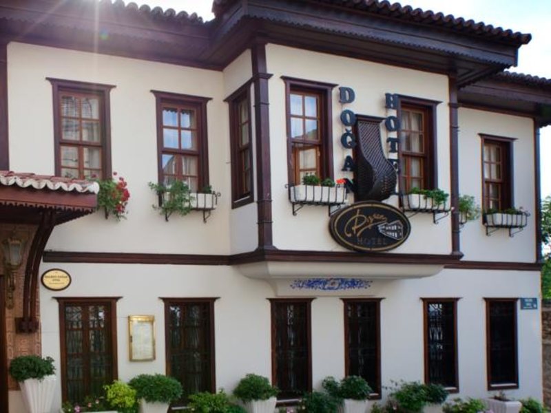 Dogan Hotel 65100