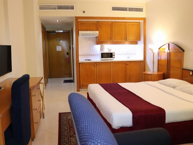 Dolphin Hotel Apartments Apt Std 270344