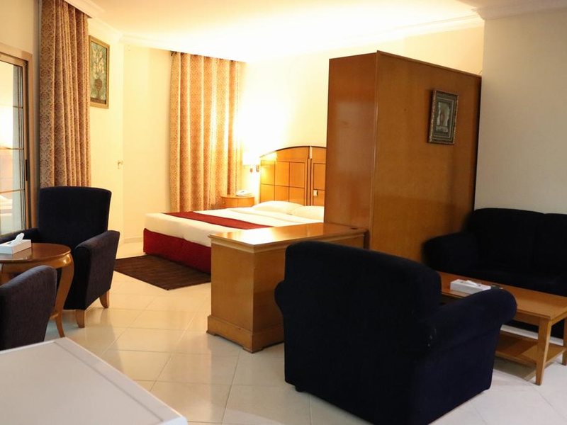 Dolphin Hotel Apartments Apt Std 270346
