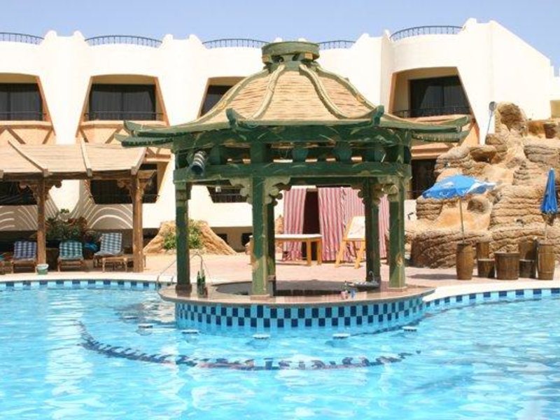 Dolphina Country Club 34233