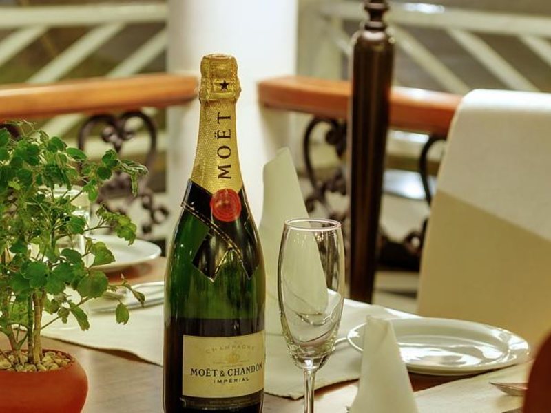 Dona Sylvia Resort 116175