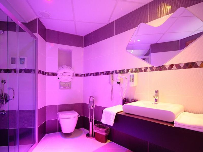 Dora Beach Marmaris 180608