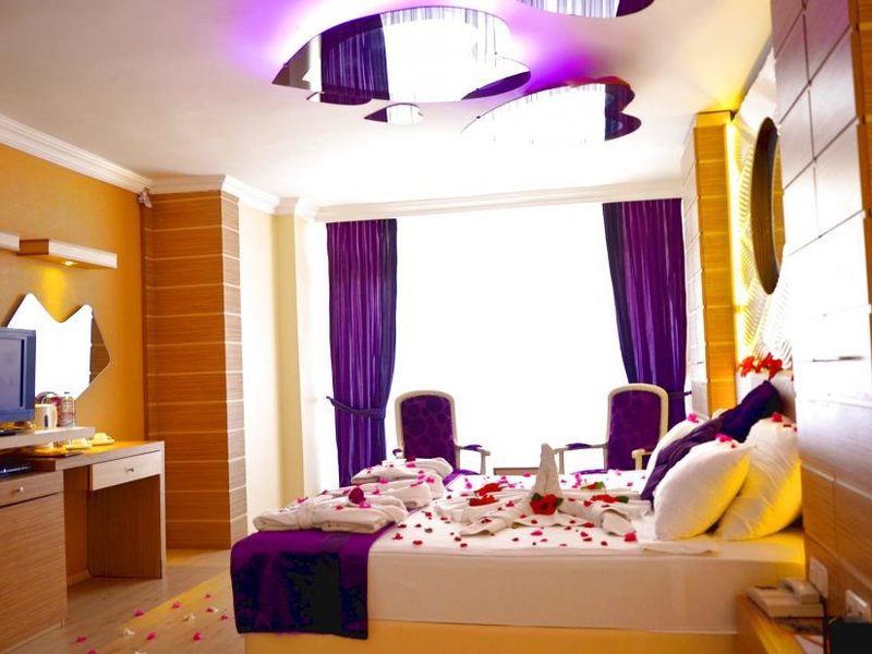 Dora Beach Marmaris 180612